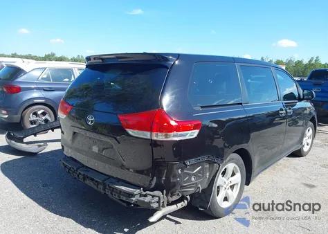 2014 Toyota Sienna L V6 7 Passenger z USA, uszkodzony, nr VIN 5TDZK3DCXES457376